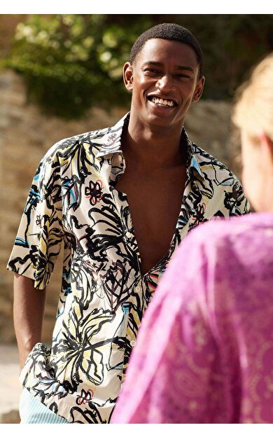 DeFactoFit Relax Fit Baskılı Pamuklu Kısa Kollu Gömlek C2761AX24SMBG700