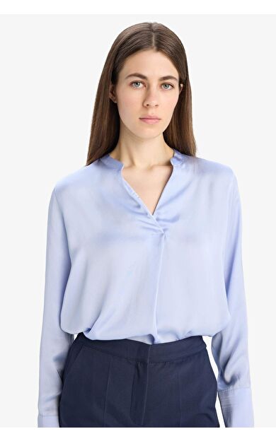 Regular Fit V Yaka Saten Uzun Kollu Bluz