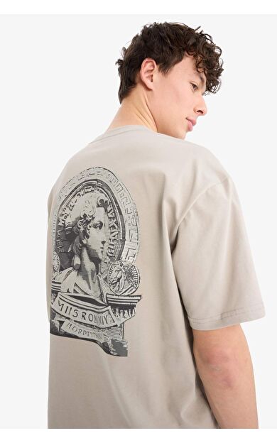 DeFacto Oversize Geniş Kalıp Bisiklet Yaka Sırt Baskılı Kısa Kollu Tişört C3626AX25SPGR322