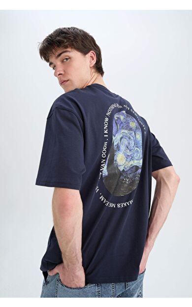 DeFacto Van Gogh Oversize Geniş Kalıp Bisiklet Yaka Sırt Baskılı Kısa Kollu Tişört