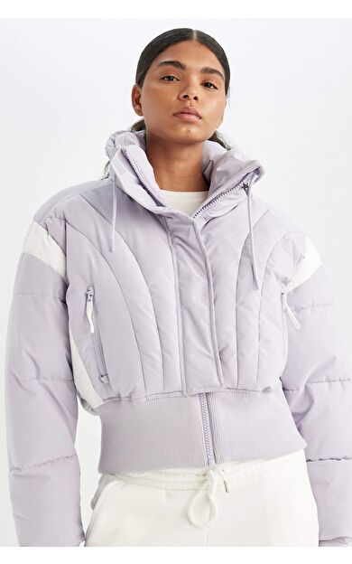 DeFactoFit Su İtici Crop Kapüşonlu Su Geçirmez Fermuarlı Cepli Şişme Mont