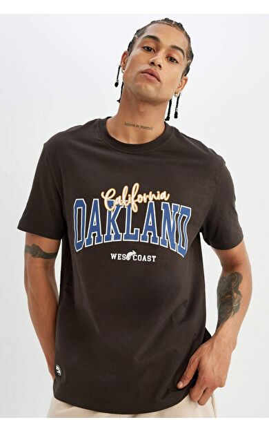 DeFactoFit Regular Fit Bisiklet Yaka Baskılı Kısa Kollu Tişört C5671AX24HSBN337