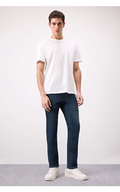 DeFacto Pedro Slim Fit Dar Kalıp Normal Bel Dar Paça Jean Pantolon C5682AX25SPNM41