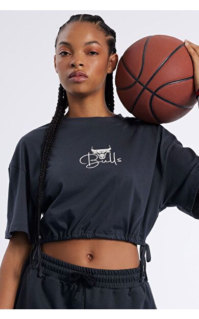 DeFacto DeFactoFit NBA Chicago Bulls Bisiklet Yaka Kısa Kollu Tişört C6311AX24HSAR231