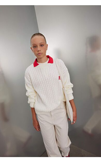 DeFactoFit Kız Çocuk Standart Fit Bisiklet Yaka Kazak C6973A824AUER233