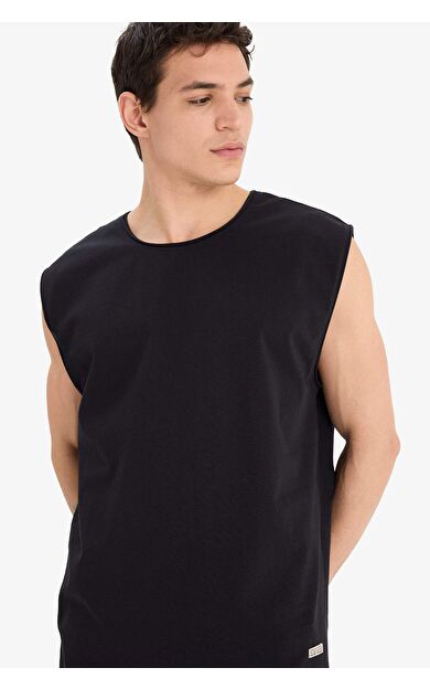 DeFacto %100 Pamuk Boxy Fit Bisiklet Yaka Basic Düz Atlet C7205AX25SMBK81