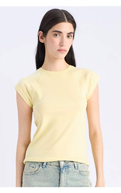 DeFacto Slim Fit Dar Kesim Bisiklet Yaka Basic Düz Ribana Kısa Kollu Tişört C7334AX25SPYL83