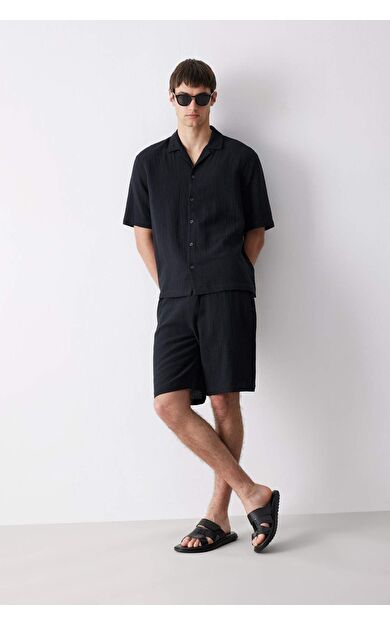 DeFacto %100 Pamuk Relax Fit Pamuklu Cepli Basic Düz Bermuda Şort C7589AX25SMBK81