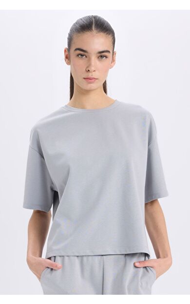 DeFacto DeFactoFit Oversize Fit Bisiklet Yaka Kısa Kollu Tişört C7630AX24AUGR453
