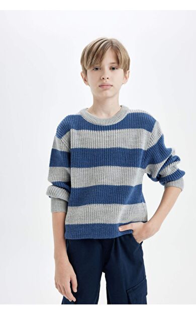 DeFacto Erkek Çocuk Bisiklet Yaka Çizgili Triko Kazak C8112A824CWGR228