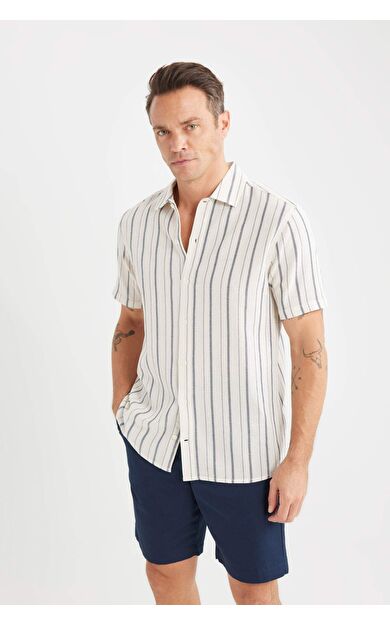 DeFacto Regular Fit Polo Yaka Çizgili Pamuklu Yazlık Kısa Kollu Gömlek