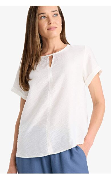 Regular Fit Yuvarlak Yaka Kısa Kollu Bluz