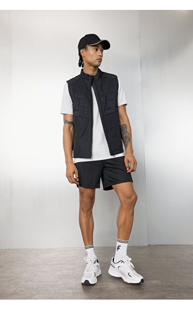 DeFacto DeFactoFit Standart Fit Sporcu Kısa Paça Şort C9176AX24AUBK81