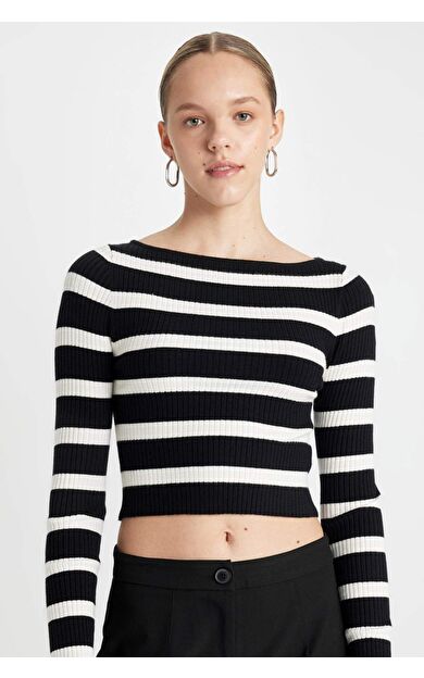 DeFactoFit Slim Fit Çizgili Kayık Yaka Kazak