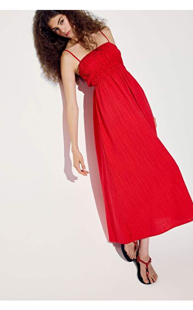 Straplez Keten Görünümlü Askılı Maxi Elbise