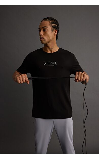 DeFacto DeFactoFit Standart Fit Bisiklet Yaka Baskılı Kısa Kollu Tişört C9268AX25AUBK81