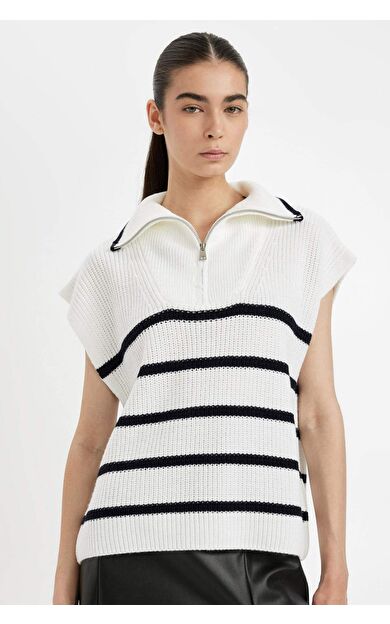 DeFactoFit Regular Fit Yarım Fermuarlı Selanik Kumaş Süveter