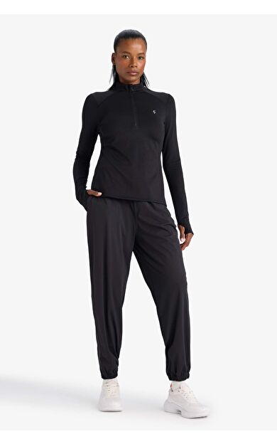 DeFacto DeFactoFit Standart Fit Paçası Fermuarlı Jogger Premium Sporcu Pantolon C9415AX25AUBK81
