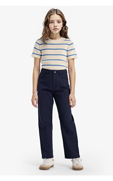 DeFacto Kız Çocuk Straight Fit Geniş Bol Paça Cepli Pamuklu Okul Pantolonu C9471A825AUNV253