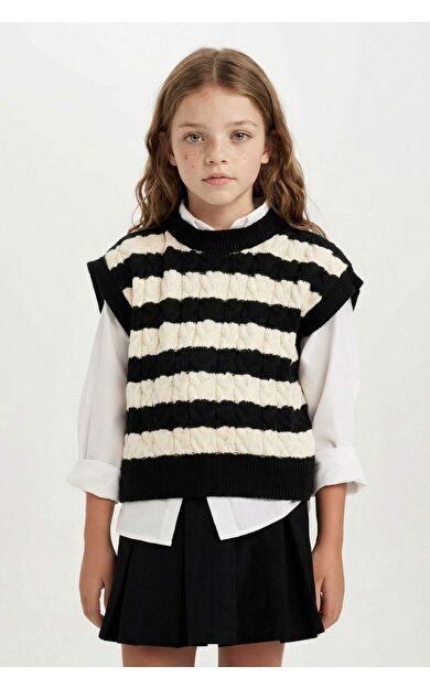 DeFacto Kız Çocuk Bisiklet Yaka Çizgili Süveter C9657A824WNBK27