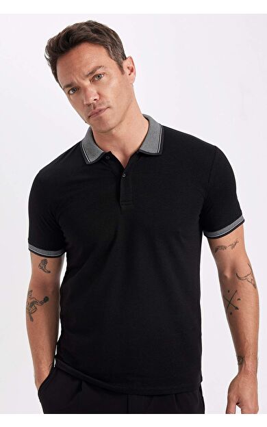 DeFacto Slim Fit Kıvrılmaz Polo Yaka Kol Bantlı Pamuklu Tişört D0033AXNSBK81