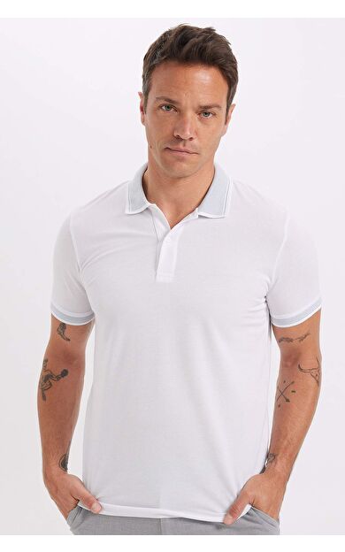 DeFacto Slim Fit Kıvrılmaz Polo Yaka Kol Bantlı Pamuklu Tişört D0033AXNSWT34