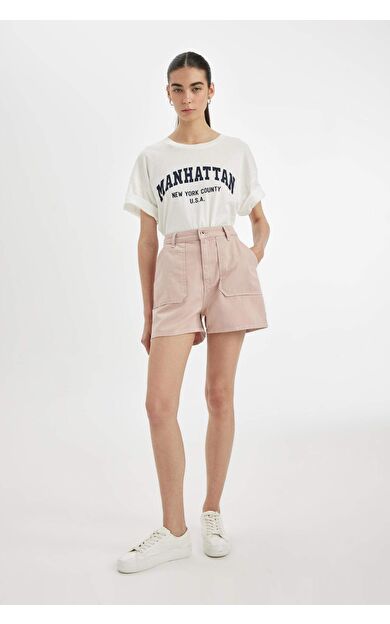 DeFactoFit Mom Fit Yüksek Bel Kısa Paça Gabardin Şort
