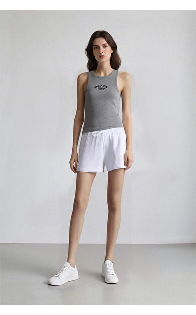 DeFacto Relax Fit Yüksek Bel Kısa Paça Beyaz Müslin Şort