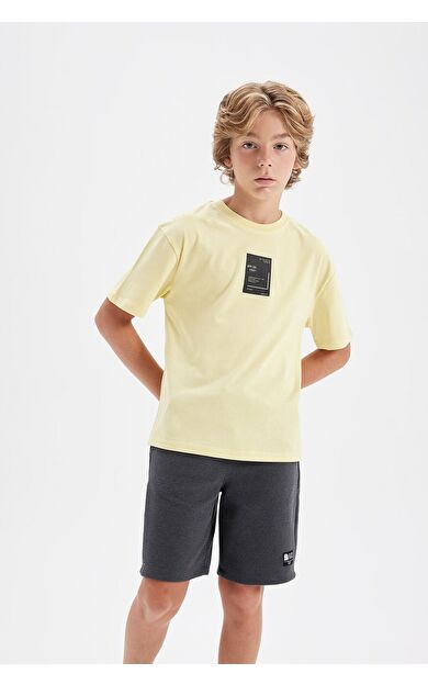 DeFacto DeFactoFit Erkek Çocuk Oversize Fit Bisiklet Yaka Baskılı Kısa Kollu Tişört D0979A824AUGN658