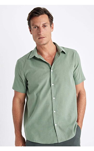 DeFacto DeFactoFit Regular Fit Polo Yaka Pamuklu Kısa Kollu Gömlek D1057AX24SMKH450