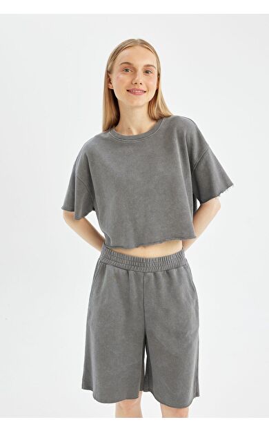 DeFacto DeFactoFit Coool Loose Fit Kalın Kumaş Kısa Kollu Tişört D1179AX24SMGR211