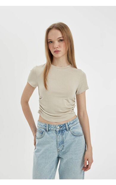 DeFactoFit Fitted Bisiklet Yaka Kısa Kollu Tişört D1186AX24SMBG106