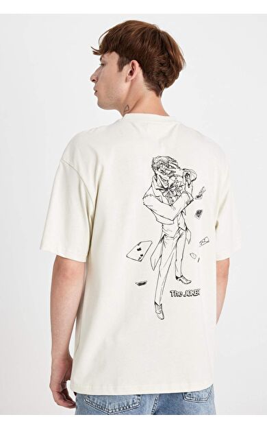 DeFacto Batman Boxy Fit Bisiklet Yaka Sırt Baskılı Kısa Kollu Tişört D1195AX24AUER117