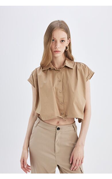 DeFacto DeFactoFit Crop Poplin Kısa Kollu Gömlek