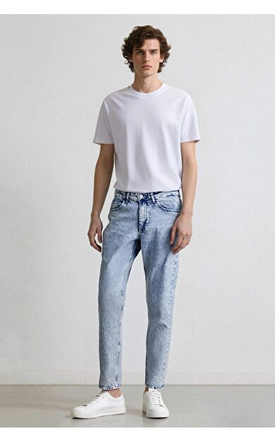 DeFacto Slim Tapered Fit Dar Kalıp Normal Bel Daralan Paça Jean Pantolon D2008AX25SPNM39