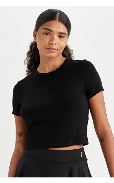 DeFacto DeFactoFit Crop Top Bisiklet Yaka Sporcu Kısa Kollu Tişört D2200AX24AUBK81