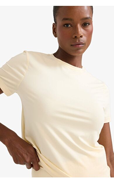 DeFacto DeFactoFit Standart Fit Bisiklet Yaka Sporcu Kısa Kollu Tişört D2296AX25SPYL239