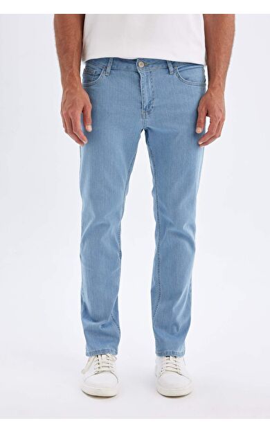 DeFacto Sergio Regular Fit Normal Kalıp Normal Bel Boru Paça Jean Pantolon D2413AX24SMNM39