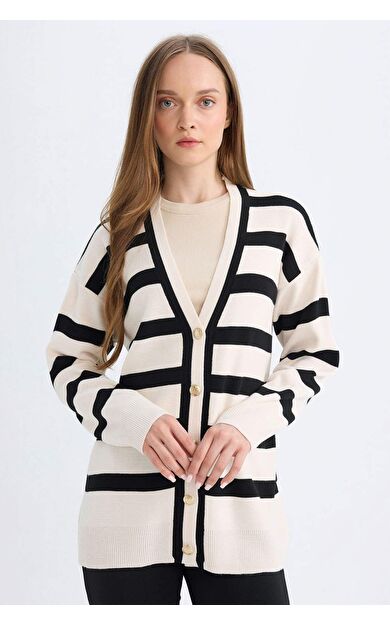 DeFacto Regular Fit V Yaka Hırka D2445AX24WNBK81