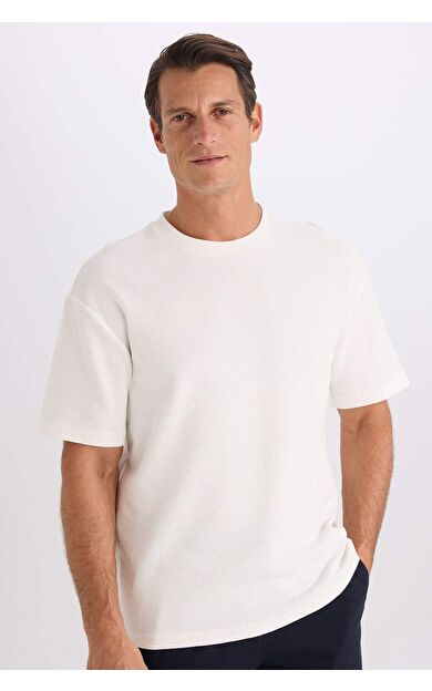 DeFacto DeFactoFit Relax Fit Bisiklet Yaka Kısa Kollu Tişört D2531AX24AUER136