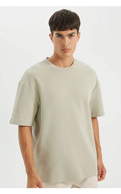 DeFactoFit Relax Fit Bisiklet Yaka Kısa Kollu Tişört D2531AX24AUKH478