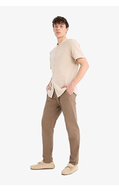 DeFacto Yazlık Jogger Pantolon Slim Fit Dar Kesim Düz Paça Pamuklu Cepli D2671AX25SMBN534
