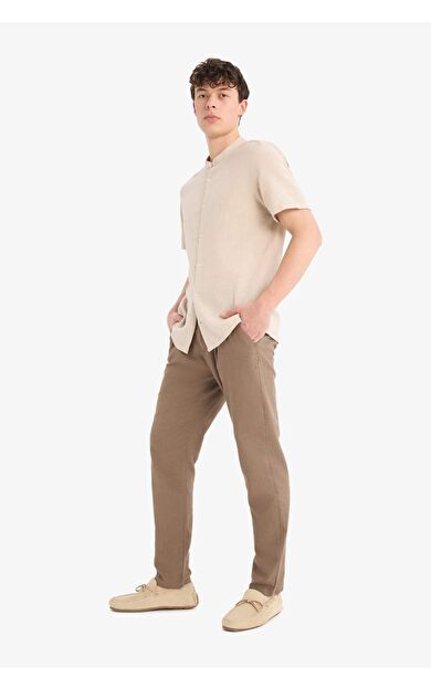 DeFacto Yazlık Jogger Pantolon Slim Fit Dar Kesim Düz Paça Pamuklu Cepli D2671AX25SMBN534