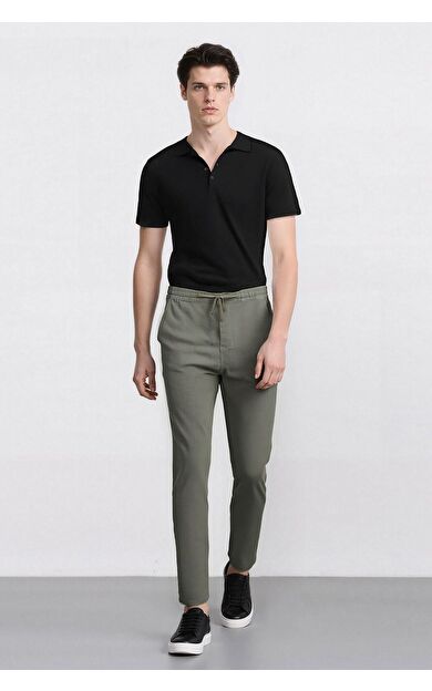 DeFacto Yazlık Jogger Pantolon Slim Fit Dar Kesim Düz Paça Pamuklu Cepli D2671AX25SMKH422