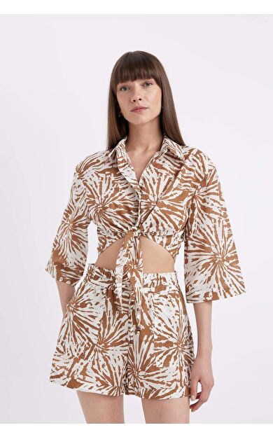 DeFactoFit Crop Gömlek Yaka Vual Kısa Kollu Bluz