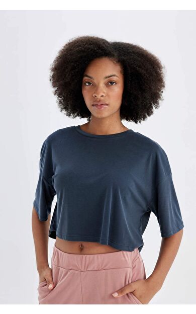 DeFactoFit Crop Bisiklet Yaka Sporcu Modal Kısa Kollu Tişört D2978AX24HSAR224