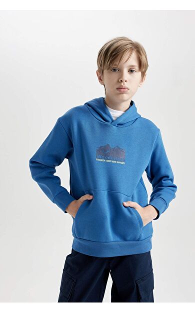 DeFacto Erkek Çocuk Regular Fit Kapüşonlu Sırt Baskılı Kalın Sweatshirt Kumaşı Sweatshirt