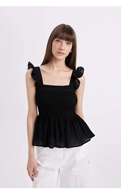 DeFactoFit Fitted Kare Yaka Siyah Krinkıl Kumaş Kolsuz Bluz