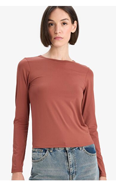 DeFacto Slim Fit Dar Kesim Bisiklet Yaka Basic Düz Uzun Kollu Tişört D3756AX25AUBR228