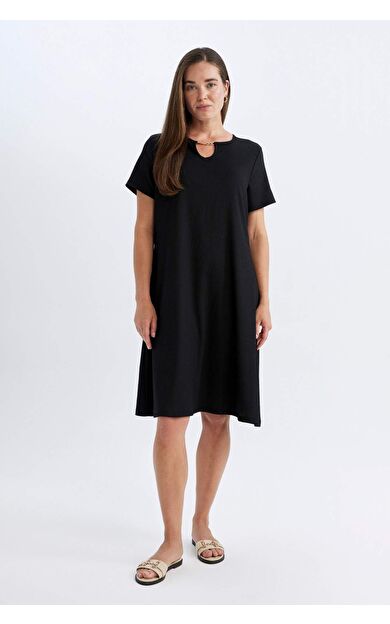 DeFactoFit Regular Fit Bisiklet Yaka Bürümcük Kısa Kollu Elbise